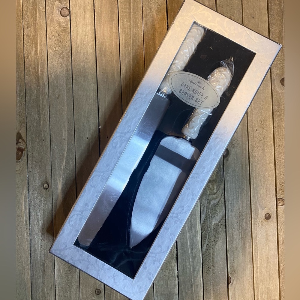 Hallmark Vintage Cake Knife and Server Set